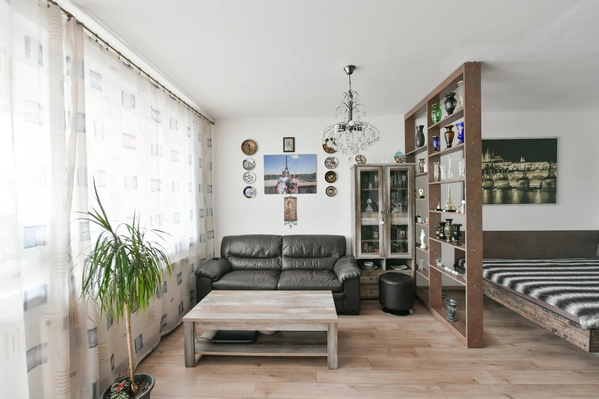 Byt 1+kk, Nová harfa 4